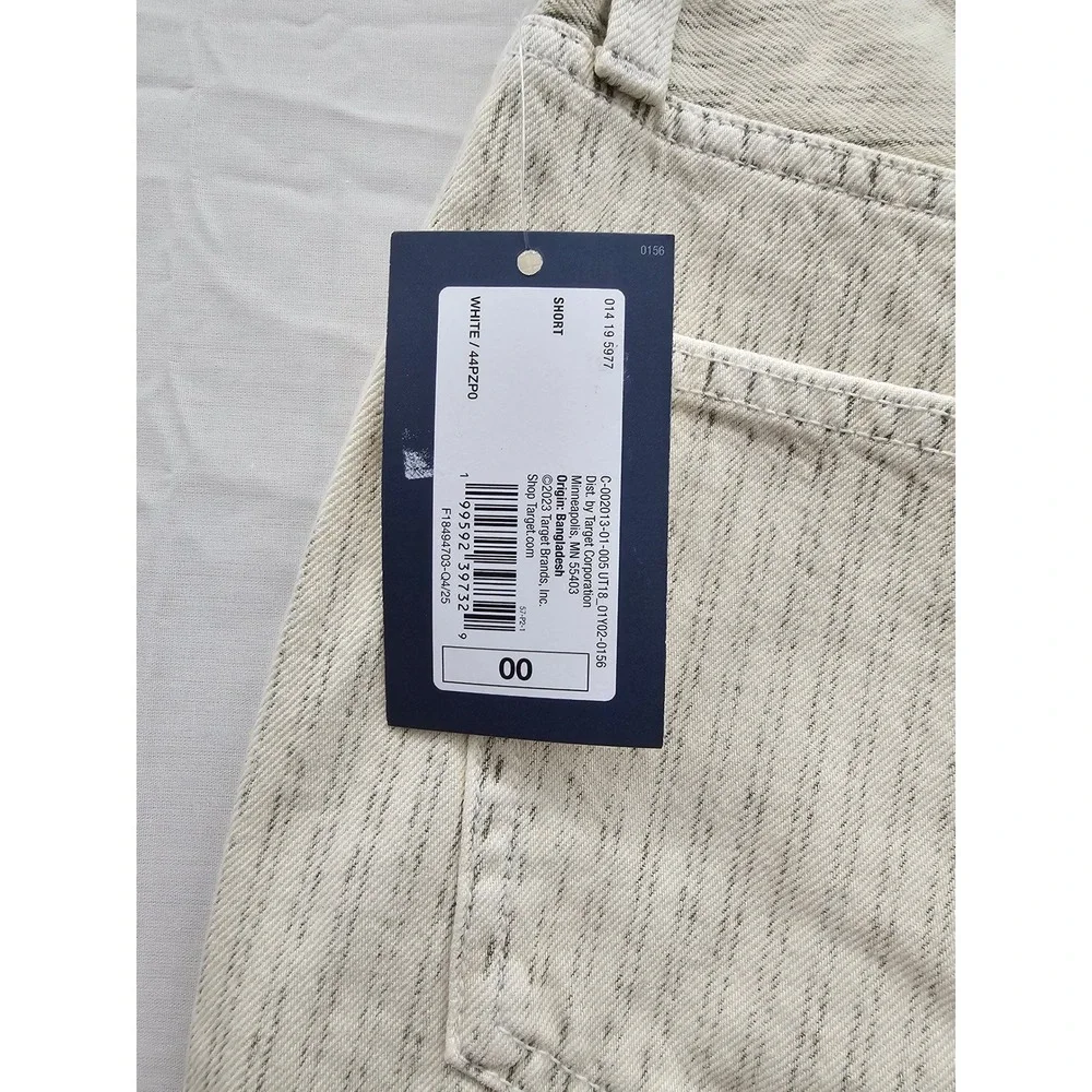 Universal Thread Womens High Rise Shorts White Cotton Distressed Casual Size 00
